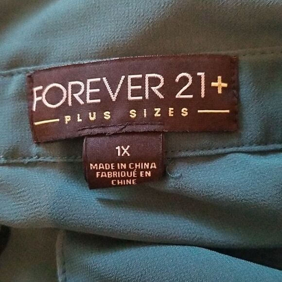 Forever 21 Women's Blouse.  Rj3-2 - Picture 2 of 6